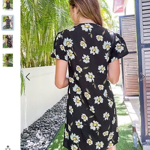 ASOS Reclaimed Vintage inspired mini wrap dress in daisy print Size 10 - Picture 3 of 14